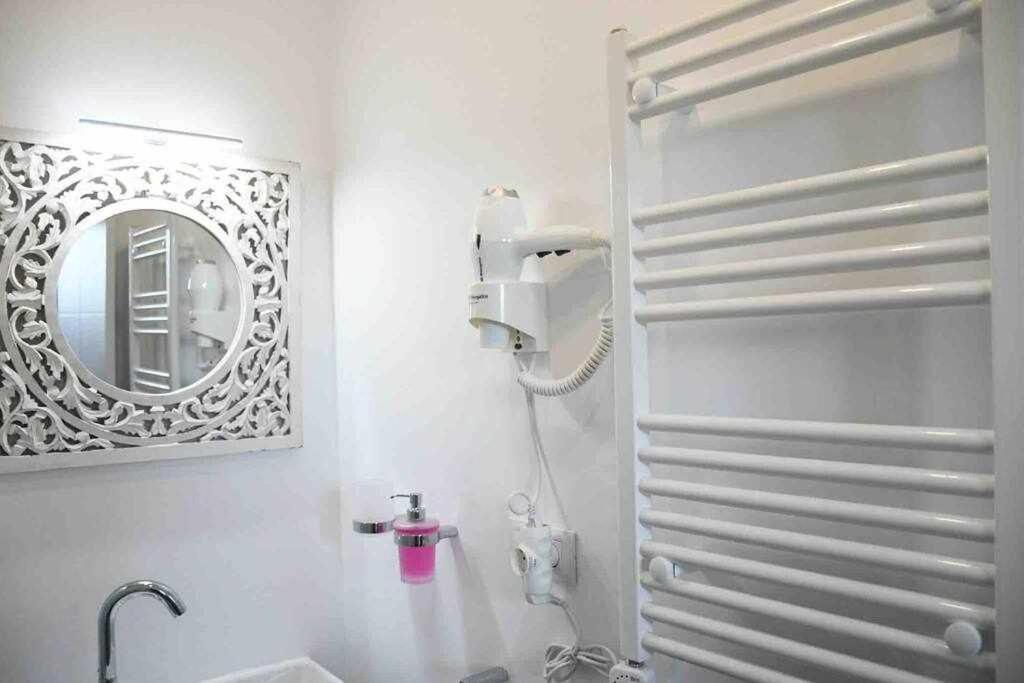 X C Apartamentos Morales & Arnal 론다 외부 사진